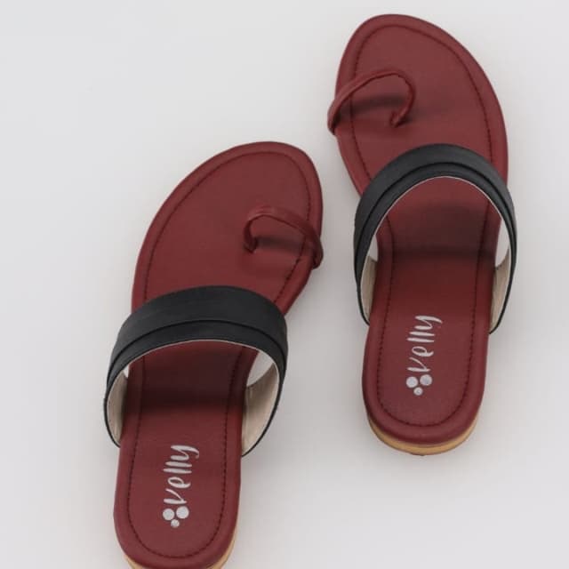 Women stylish flats