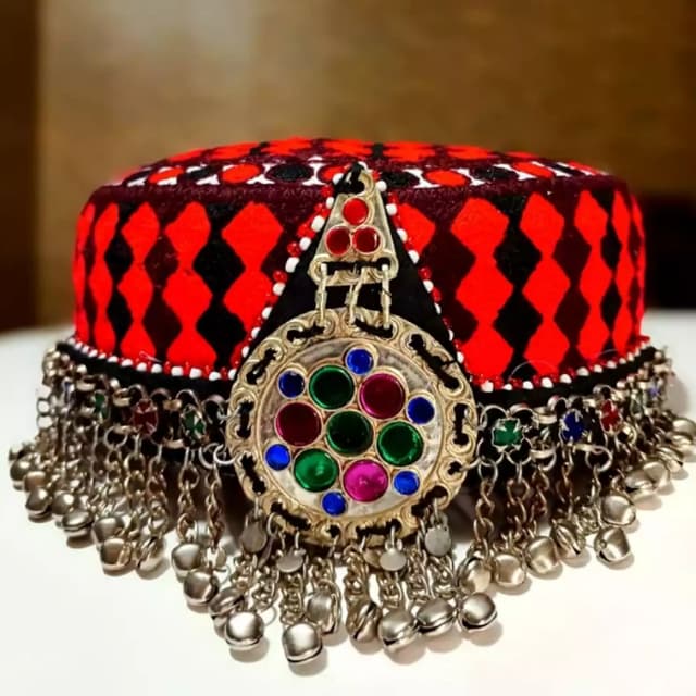 Haleema sultan style handmade cap with jwellery